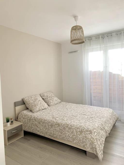 Grand F3 A 30Mn De Paris - Terrasse + Parking Prive Apartment Saint-Ouen-l'Aumone Exterior photo